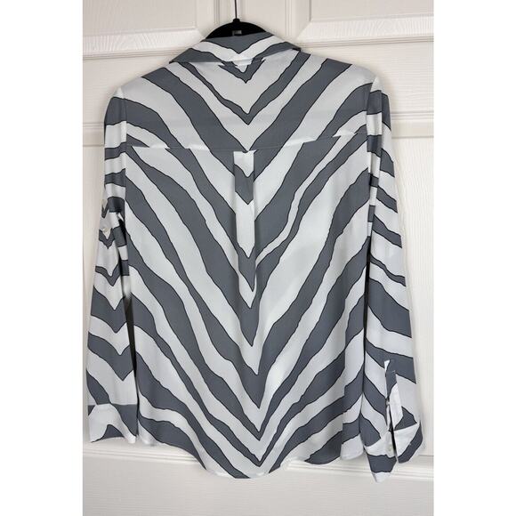 EXPRESS The Portofino Shirt, Zebra Print, Size: S P, Roll Tab Sleeves, 48-023 - Picture 11 of 14